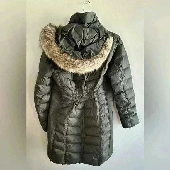 Womens Michael kors army green puffer coat with removable faux fur collar medium - Picture 5 of 9